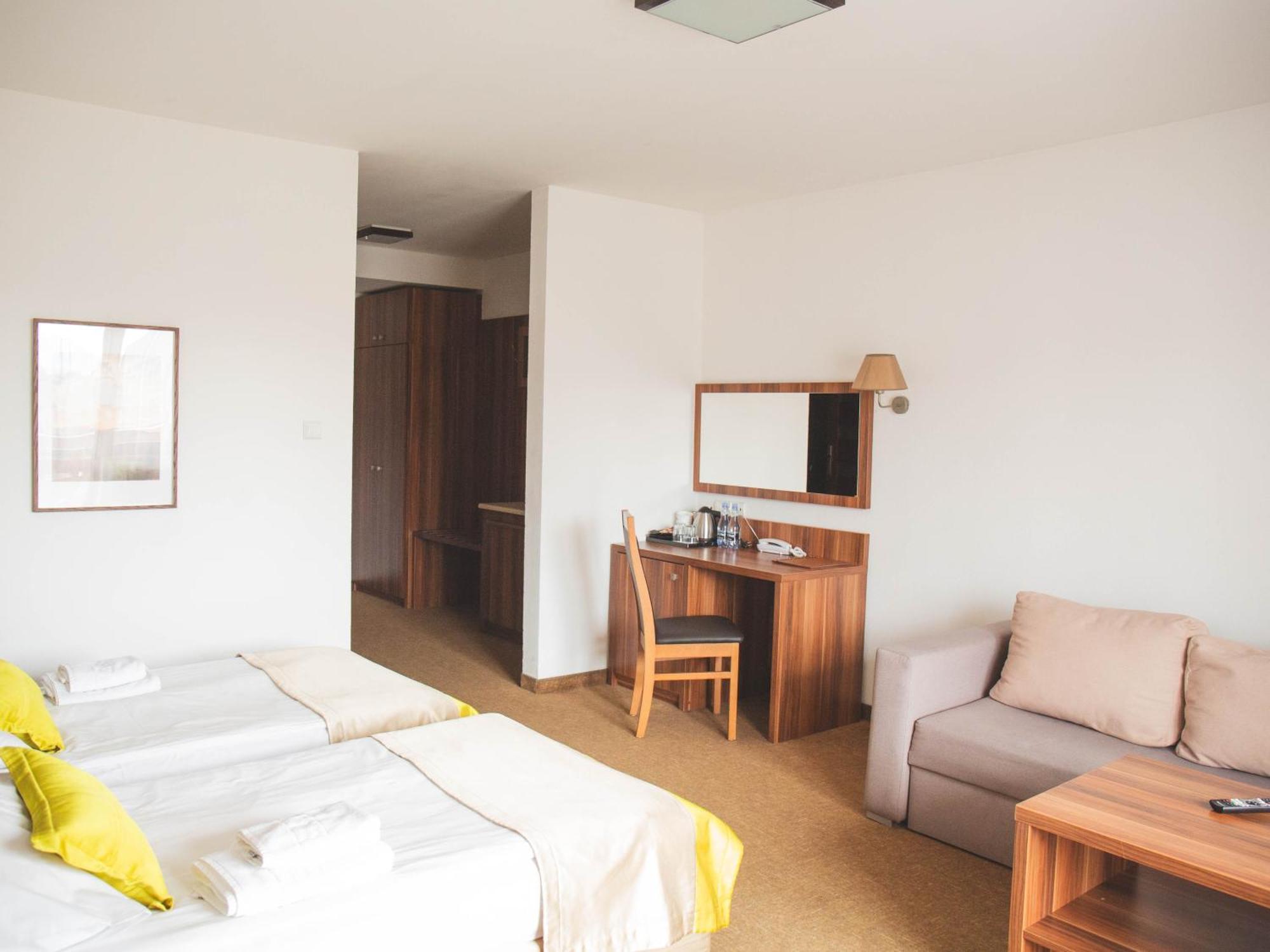 Hotel Beskidian Wegierska Gorka Dış mekan fotoğraf