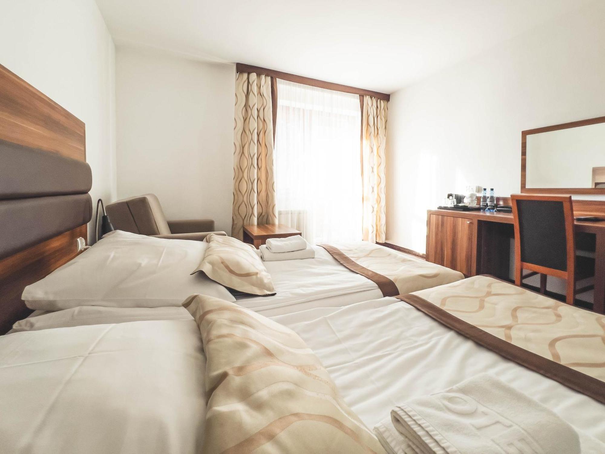 Hotel Beskidian Wegierska Gorka Dış mekan fotoğraf