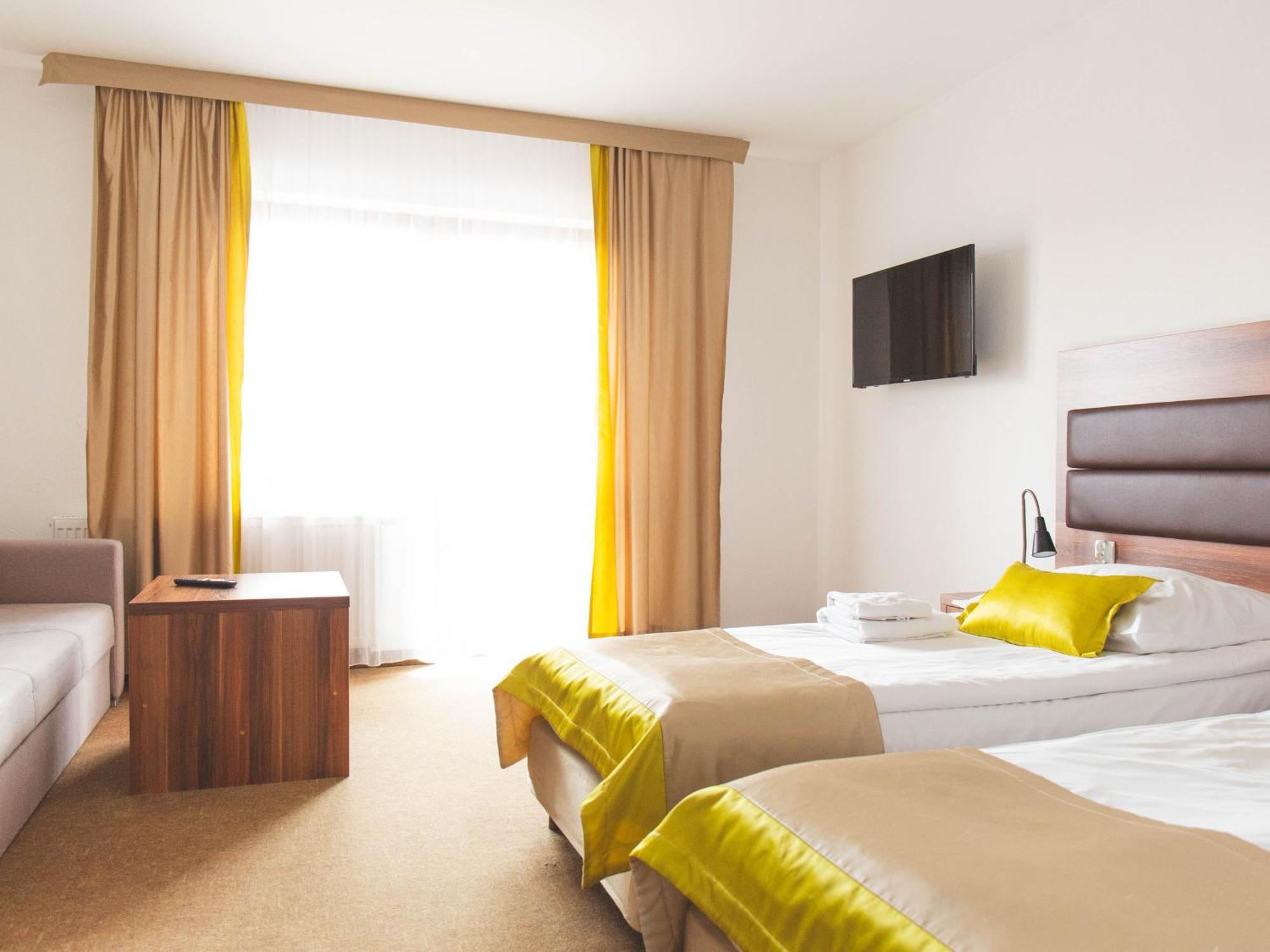 Hotel Beskidian Wegierska Gorka Dış mekan fotoğraf